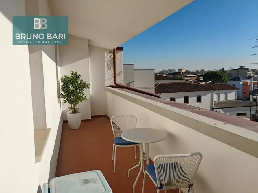 Immagine 4 di Appartamento in vendita  in Galleria centrale a Azzano Decimo