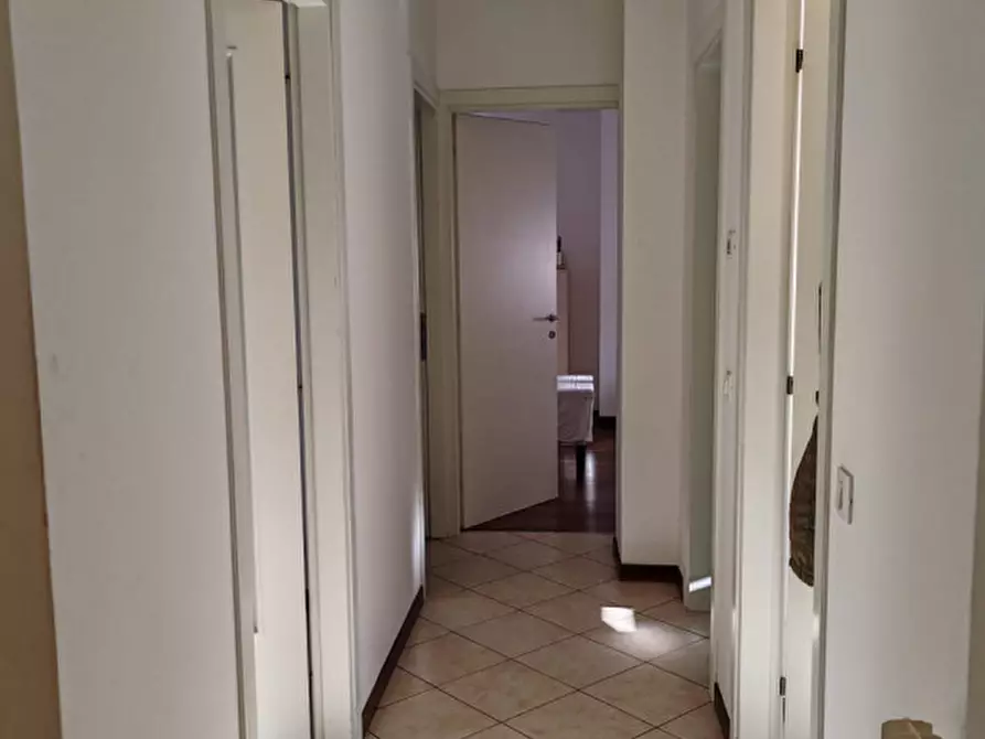 Immagine 5 di Appartamento in vendita  in Galleria centrale a Azzano Decimo