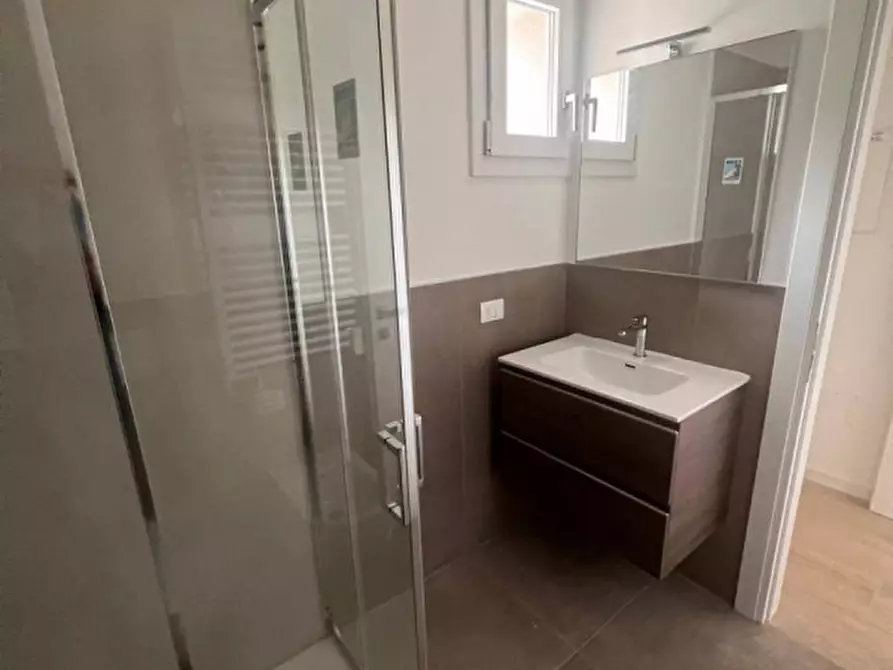 Immagine 15 di Attico in vendita  in Via Giosuè Carducci a Pordenone