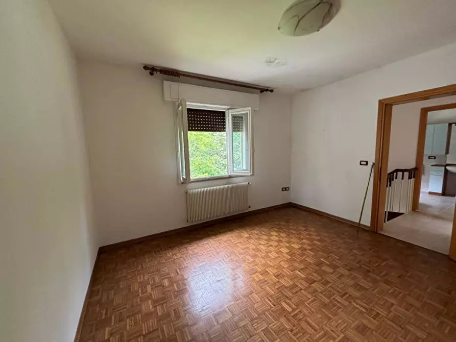 Immagine 2 di Villetta a schiera in vendita  in Via Basilio a Aviano