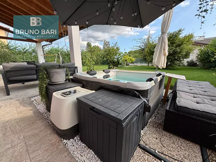 Immagine 4 di Casa indipendente in vendita  in Via Felice Cavallotti a Roveredo In Piano