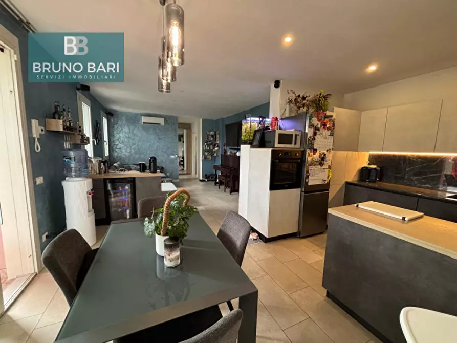 Immagine 5 di Casa indipendente in vendita  in Via Felice Cavallotti a Roveredo In Piano