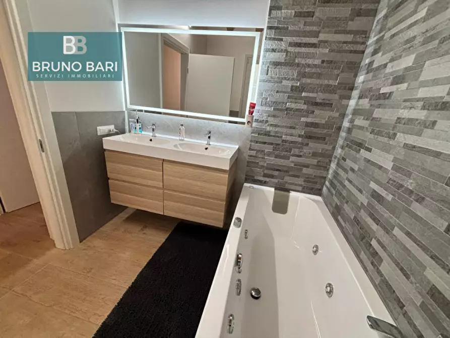 Immagine 9 di Casa indipendente in vendita  in Via Felice Cavallotti a Roveredo In Piano