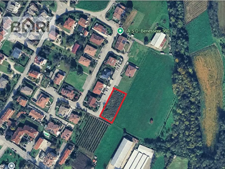 Immagine 1 di Terreno in vendita  a Aviano