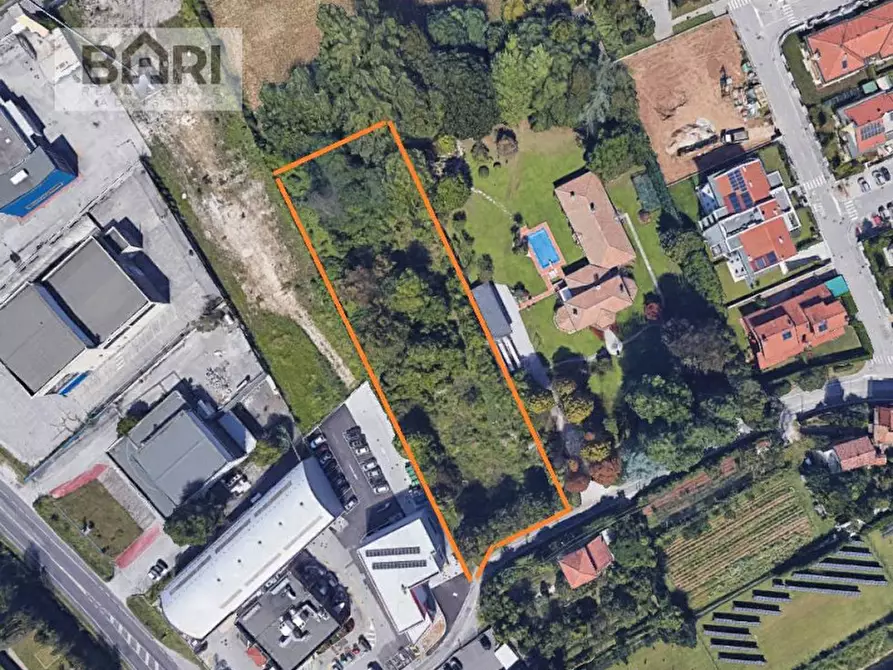 Immagine 2 di Terreno in vendita  in Via Alessandro Volta a Pordenone