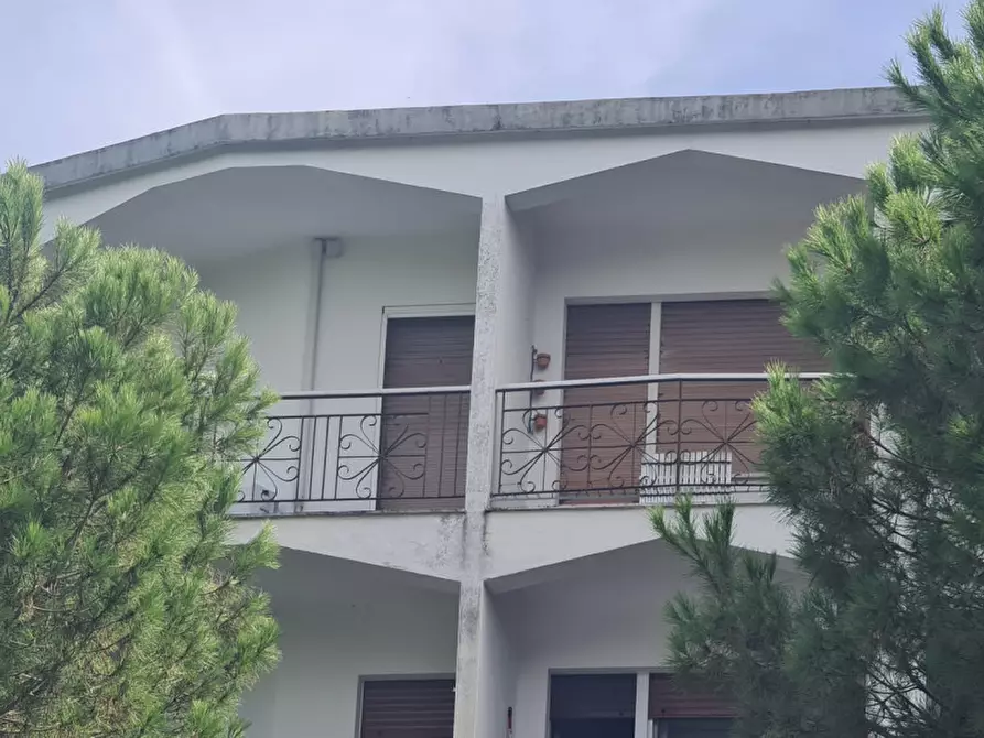 Immagine 2 di Appartamento in vendita  in VIALE LEONARDO 121 a Comacchio