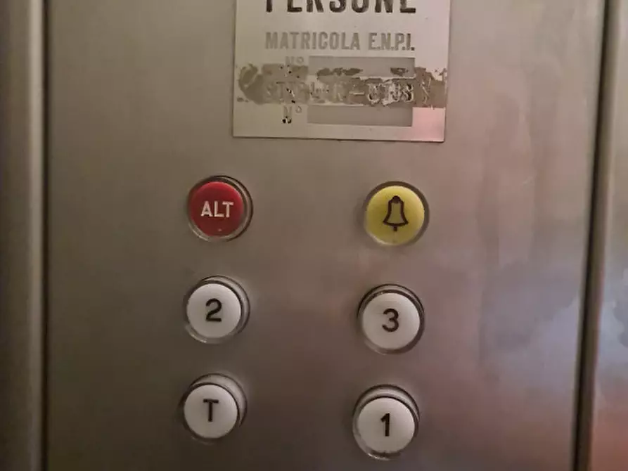 Immagine 34 di Appartamento in vendita  in VIALE LEONARDO 121 a Comacchio