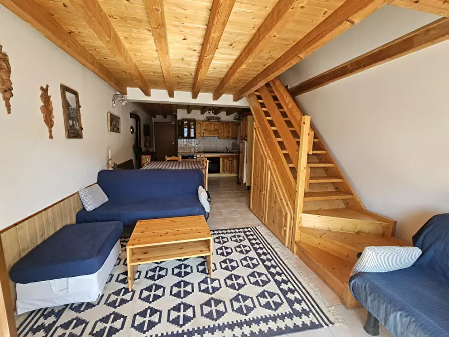Immagine 3 di Appartamento in vendita  in frazione Arnago a Malè