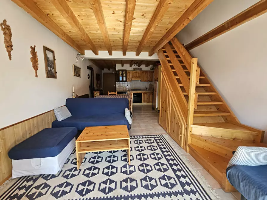 Immagine 5 di Appartamento in vendita  in frazione Arnago a Malè