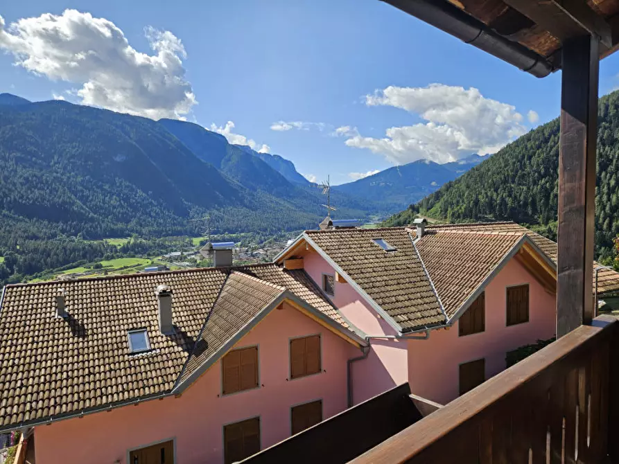 Immagine 10 di Appartamento in vendita  in frazione Arnago a Malè