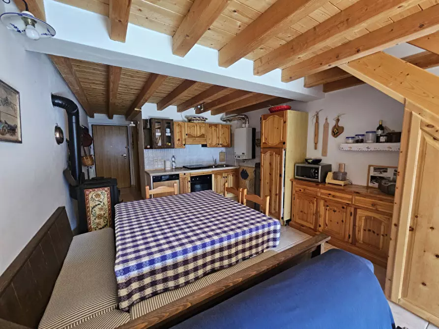 Immagine 11 di Appartamento in vendita  in frazione Arnago a Malè