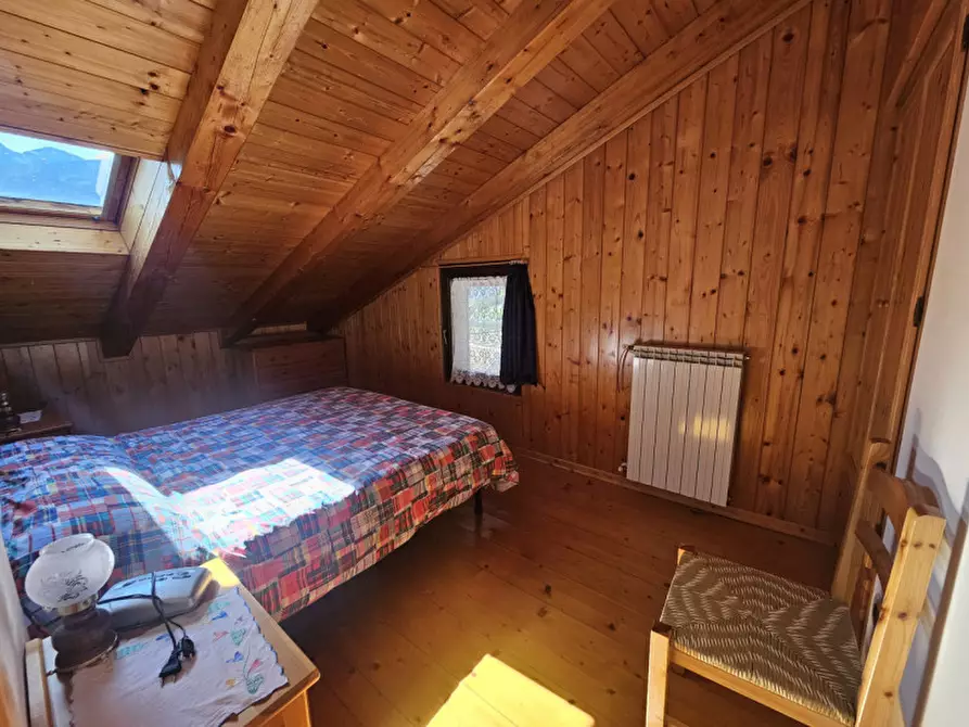 Immagine 17 di Appartamento in vendita  in frazione Arnago a Malè