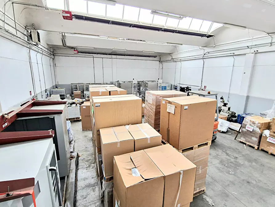 Immagine 7 di Capannone industriale in affitto  in Via 2 Agosto 1980, 20 a Valsamoggia