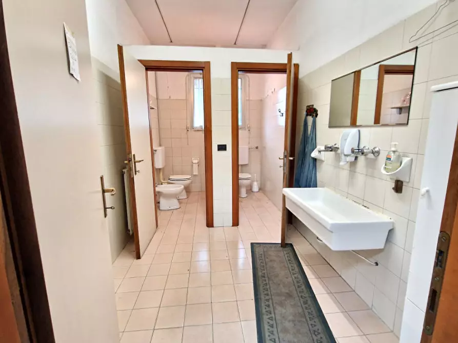 Immagine 13 di Capannone industriale in affitto  in Via 2 Agosto 1980, 20 a Valsamoggia