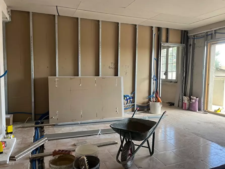 Immagine 5 di Appartamento in vendita  in Via Brescia a Castenedolo