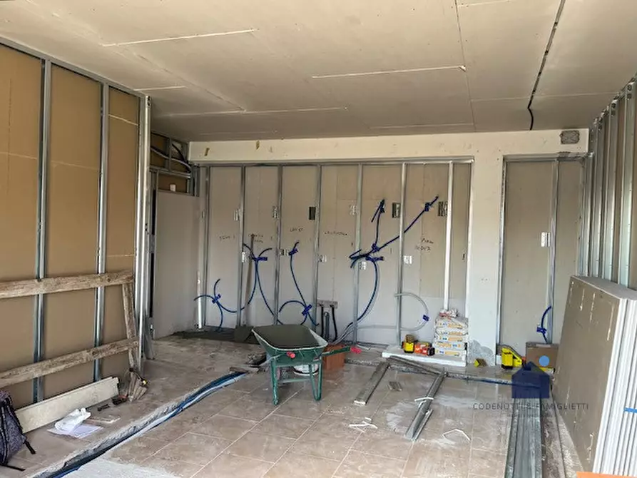 Immagine 12 di Appartamento in vendita  in Via Brescia a Castenedolo