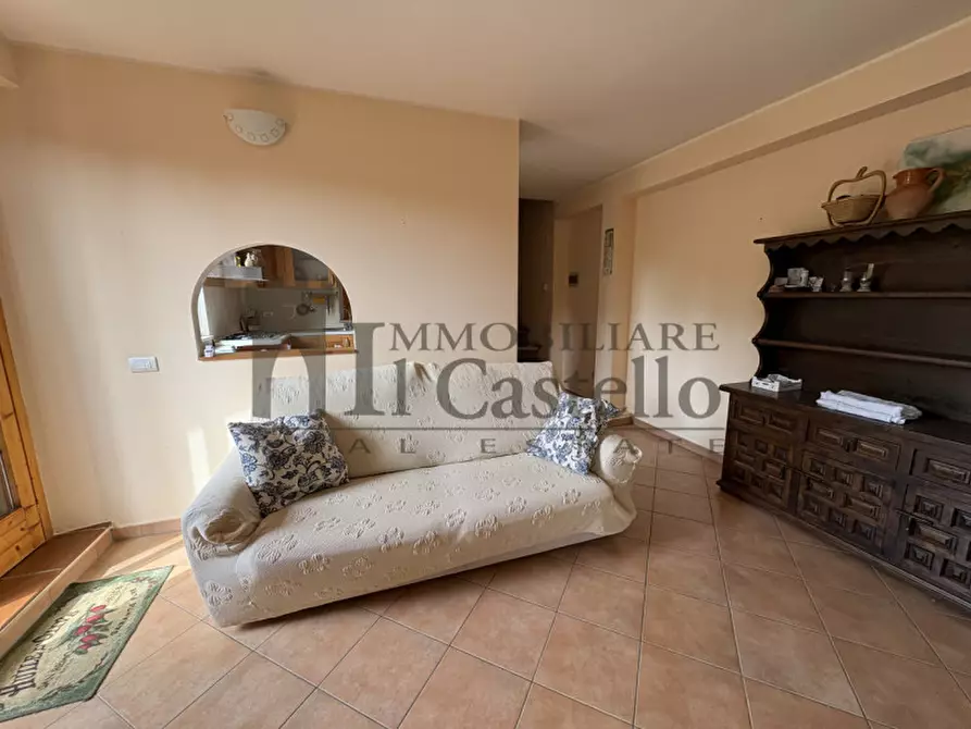 Immagine 11 di Appartamento in vendita  in Viale Console Flaminio 77 a Tuoro Sul Trasimeno