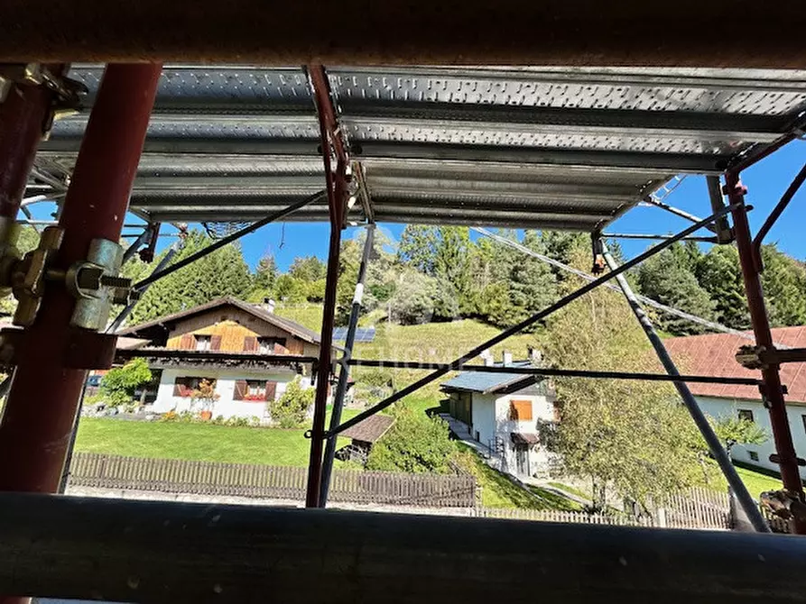 Immagine 3 di Appartamento in vendita  in Via Valcanale 92 a Tarvisio