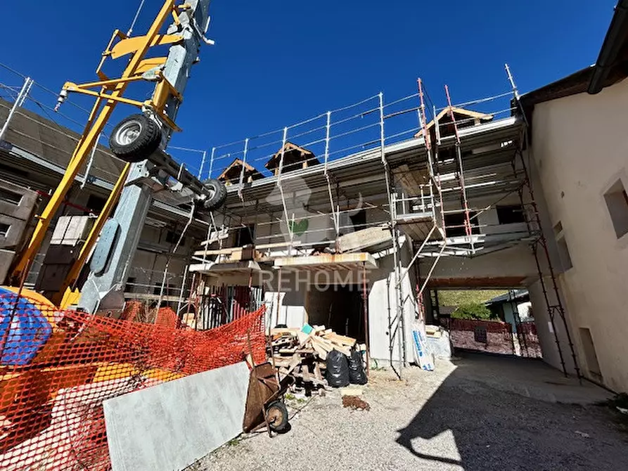 Immagine 6 di Appartamento in vendita  in Via Valcanale 92 a Tarvisio