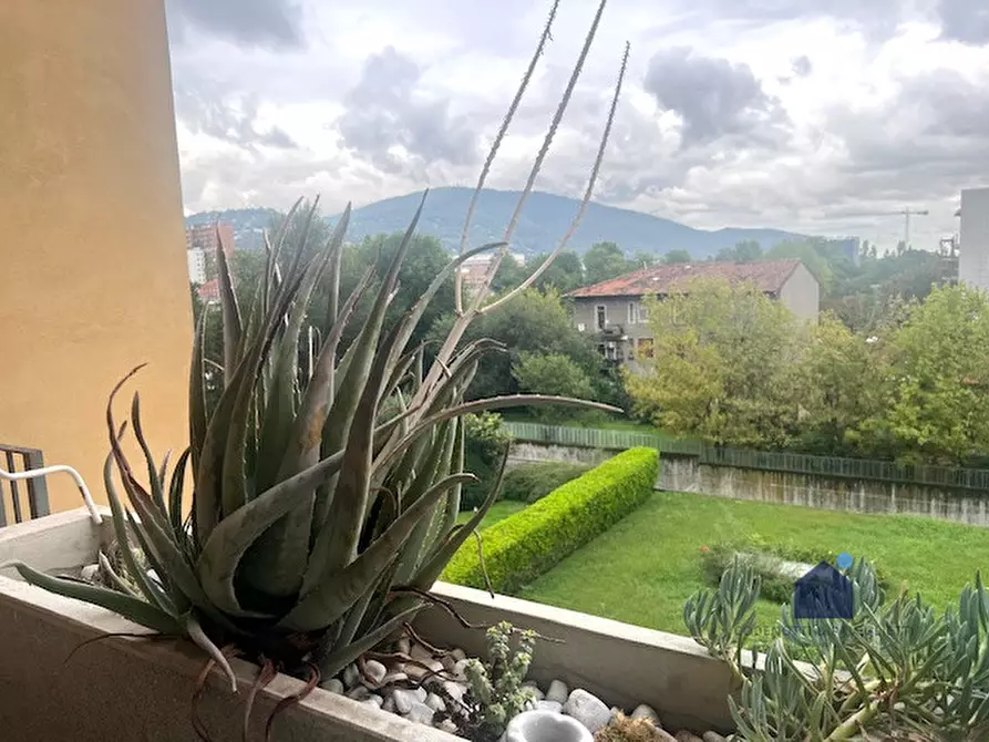 Immagine 5 di Ufficio in affitto  a Brescia