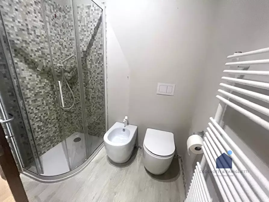 Immagine 8 di Ufficio in affitto  a Brescia