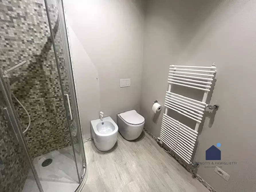 Immagine 11 di Ufficio in affitto  a Brescia