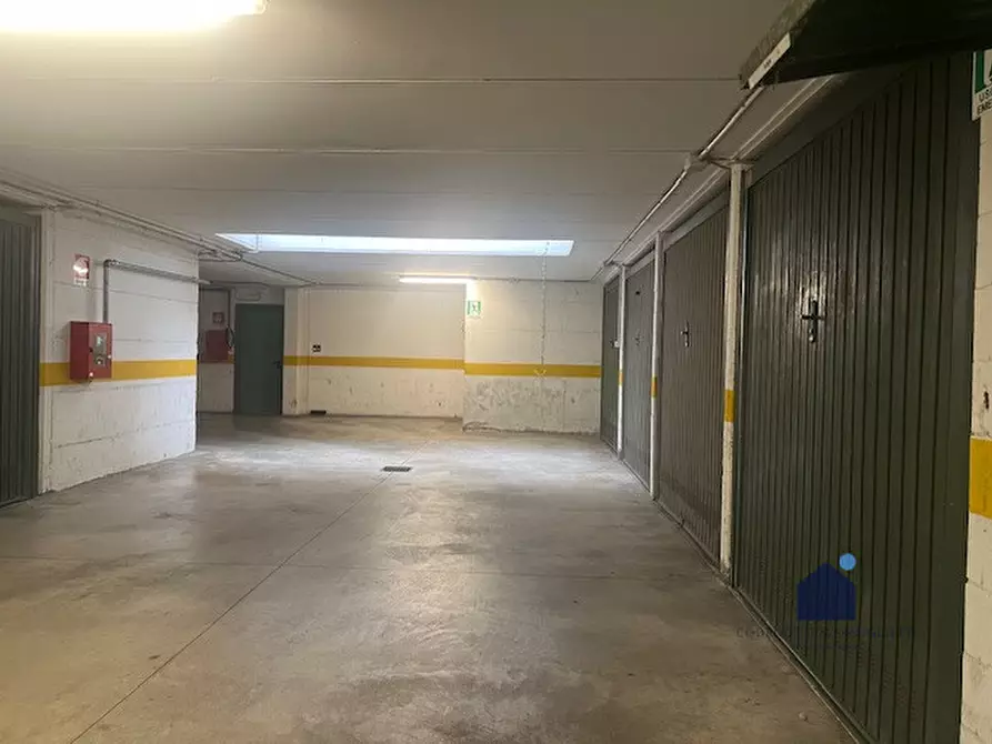 Immagine 16 di Ufficio in affitto  a Brescia