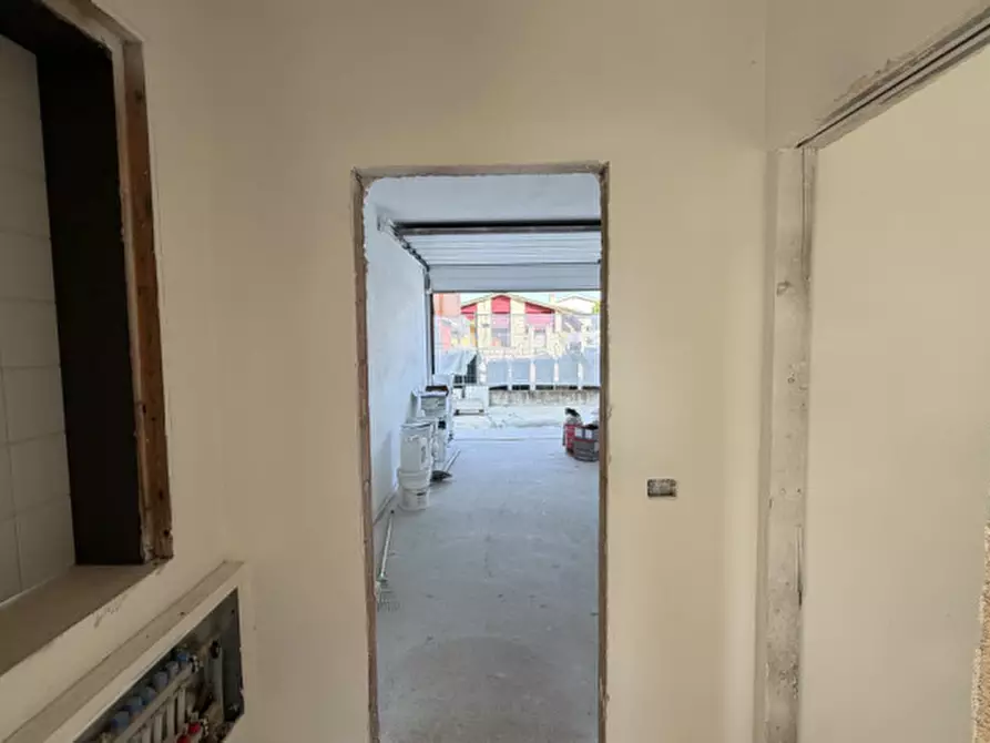 Immagine 6 di Casa bifamiliare in vendita  in Legnaro Via Frassanedo 3 a Legnaro