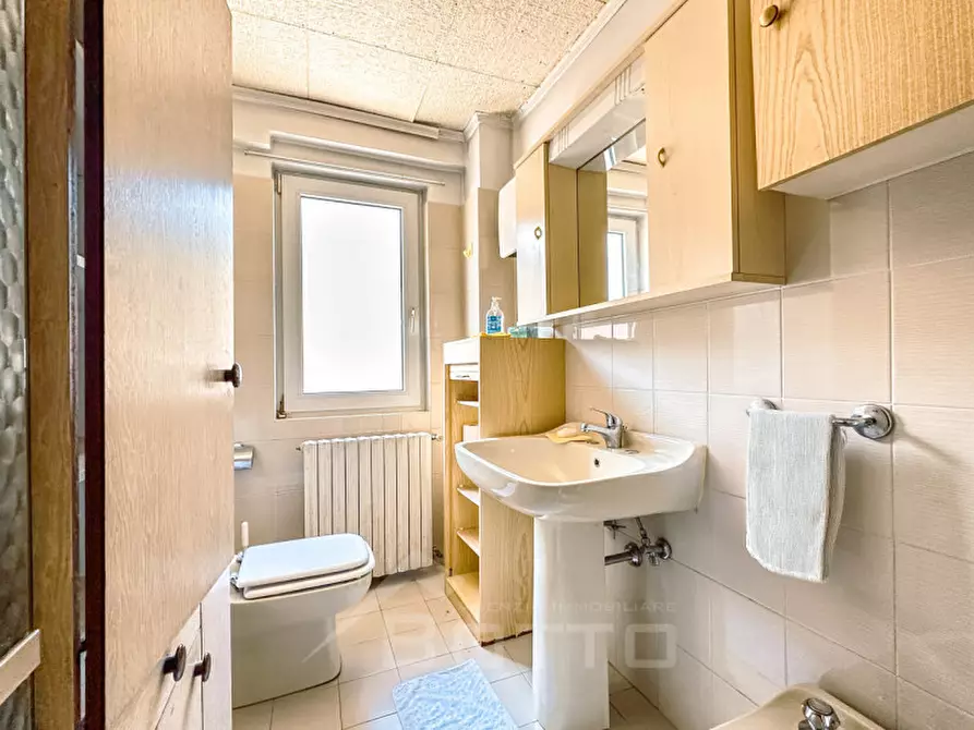 Immagine 10 di Appartamento in vendita  in via delle fontane 44 a Borgosesia