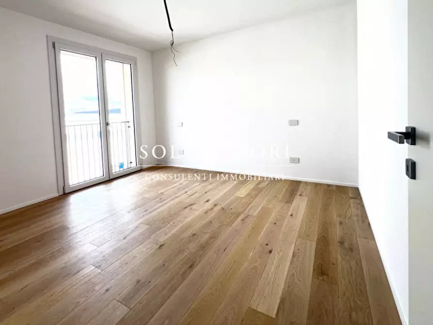 Immagine 4 di Appartamento in vendita  a Castelfranco Veneto