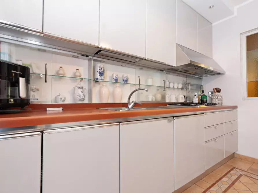 Immagine 16 di Attico in vendita  in Corso Casale 283 a Torino