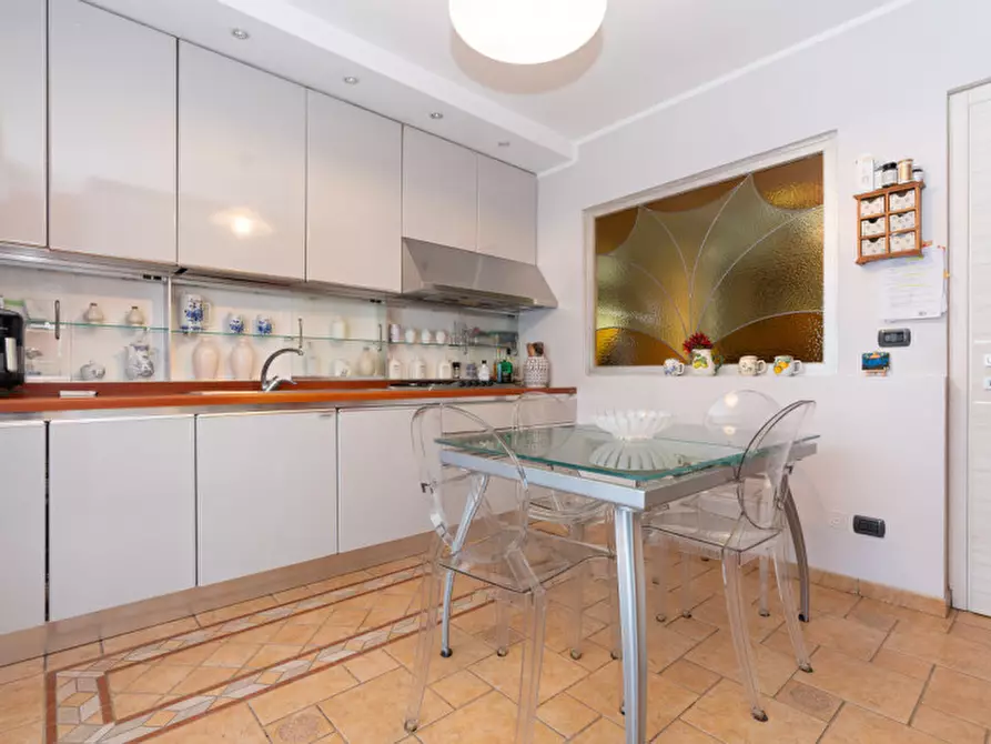 Immagine 17 di Attico in vendita  in Corso Casale 283 a Torino