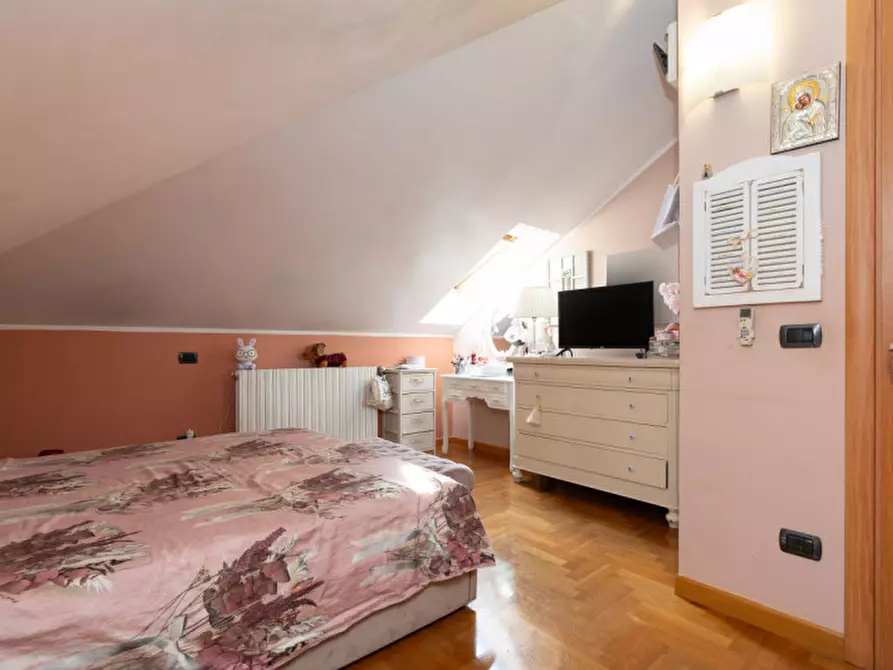 Immagine 25 di Attico in vendita  in Corso Casale 283 a Torino