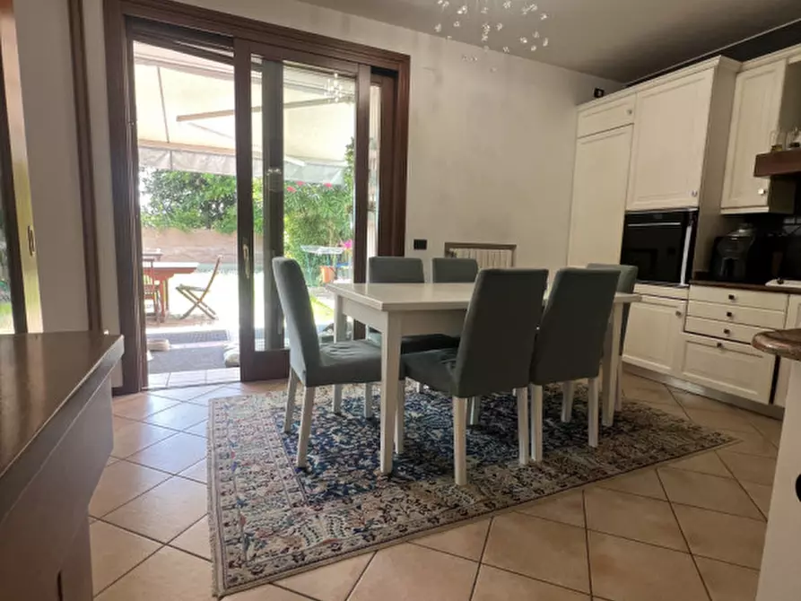 Immagine 7 di Villetta a schiera in vendita  in Via Ciro Menotti 5 a Vigonovo