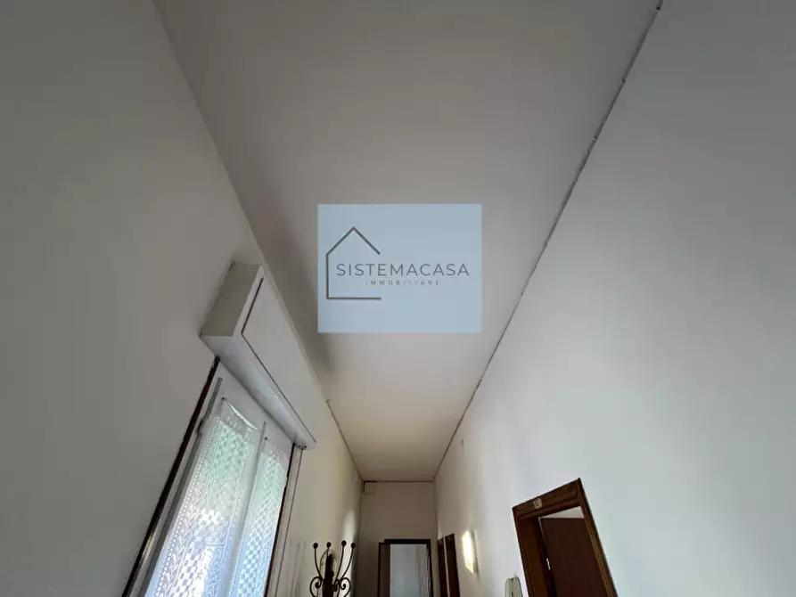 Immagine 11 di Appartamento in vendita  in Viale Monreale a Cervia