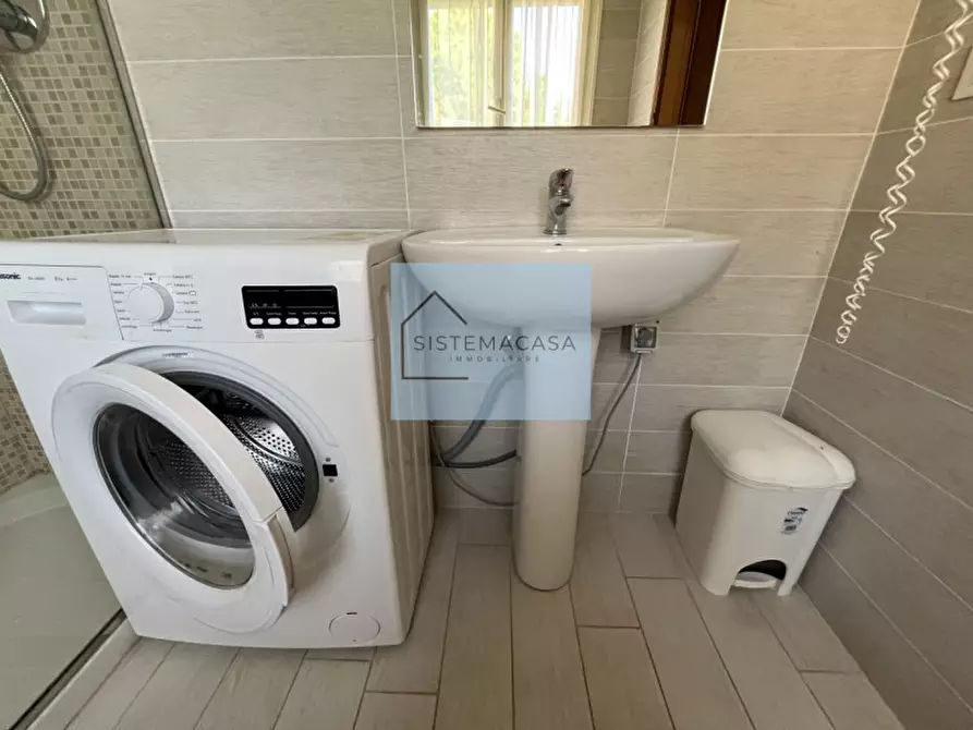 Immagine 25 di Appartamento in vendita  in Viale Monreale a Cervia