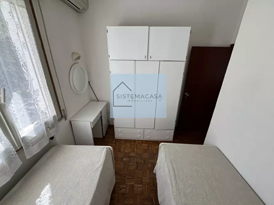 Immagine 33 di Appartamento in vendita  in Viale Monreale a Cervia