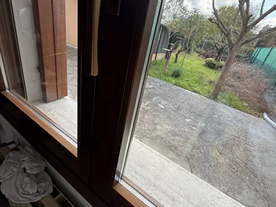 Immagine 15 di Casa bifamiliare in vendita  in Via Verona a Taglio Di Po