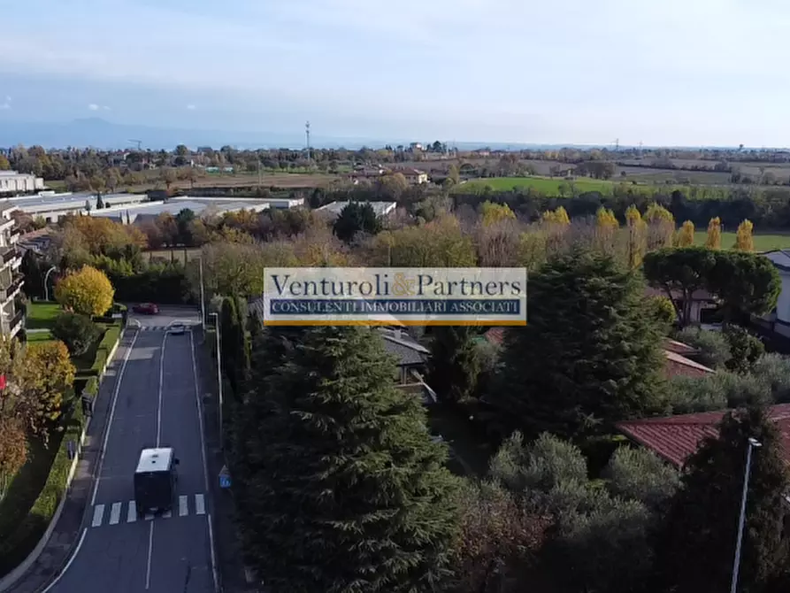 Immagine 8 di Appartamento in vendita  in Via Grezze a Desenzano Del Garda