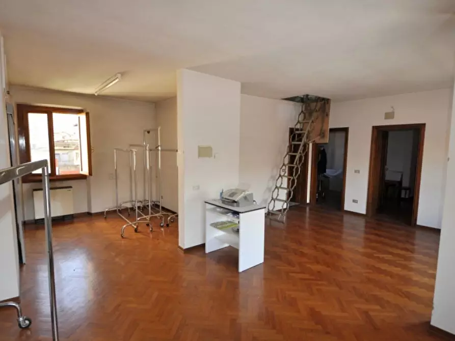 Immagine 2 di Casa indipendente in vendita  in Piazza della Libertà a San Giovanni Valdarno