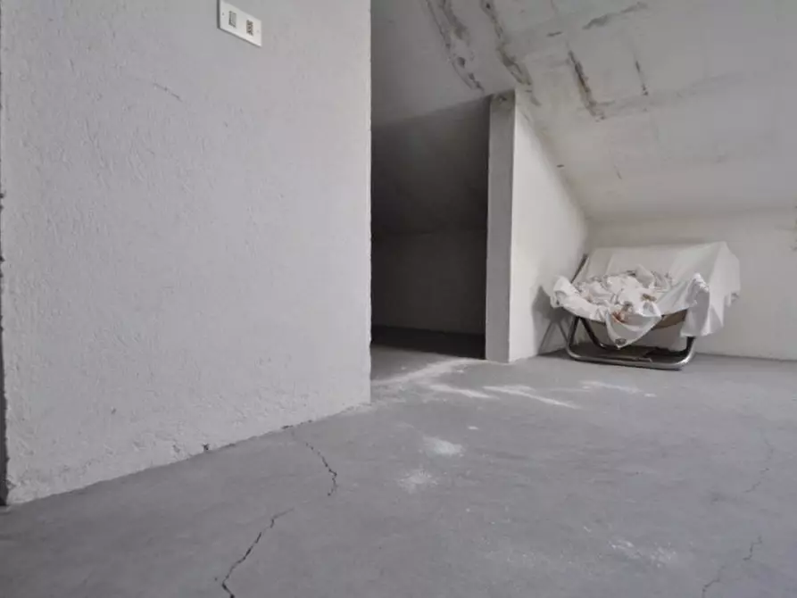 Immagine 5 di Casa indipendente in vendita  in Piazza della Libertà a San Giovanni Valdarno