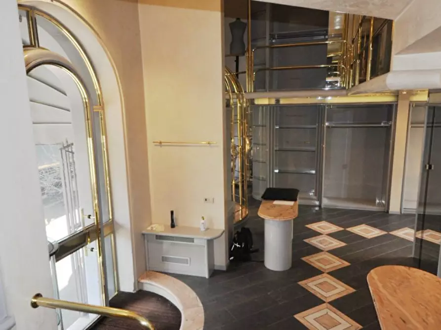 Immagine 19 di Casa indipendente in vendita  in Piazza della Libertà a San Giovanni Valdarno