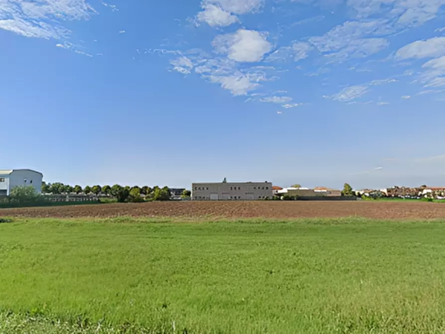 Immagine 4 di Terreno in vendita  in Via dei 5 prati snc a Castenedolo