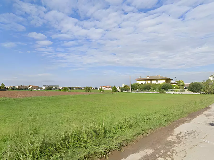 Immagine 5 di Terreno in vendita  in Via dei 5 prati snc a Castenedolo