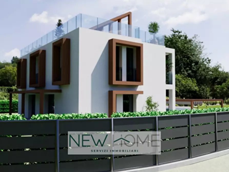 Immagine 10 di Villa in vendita  in via adige 2 a Peschiera Del Garda