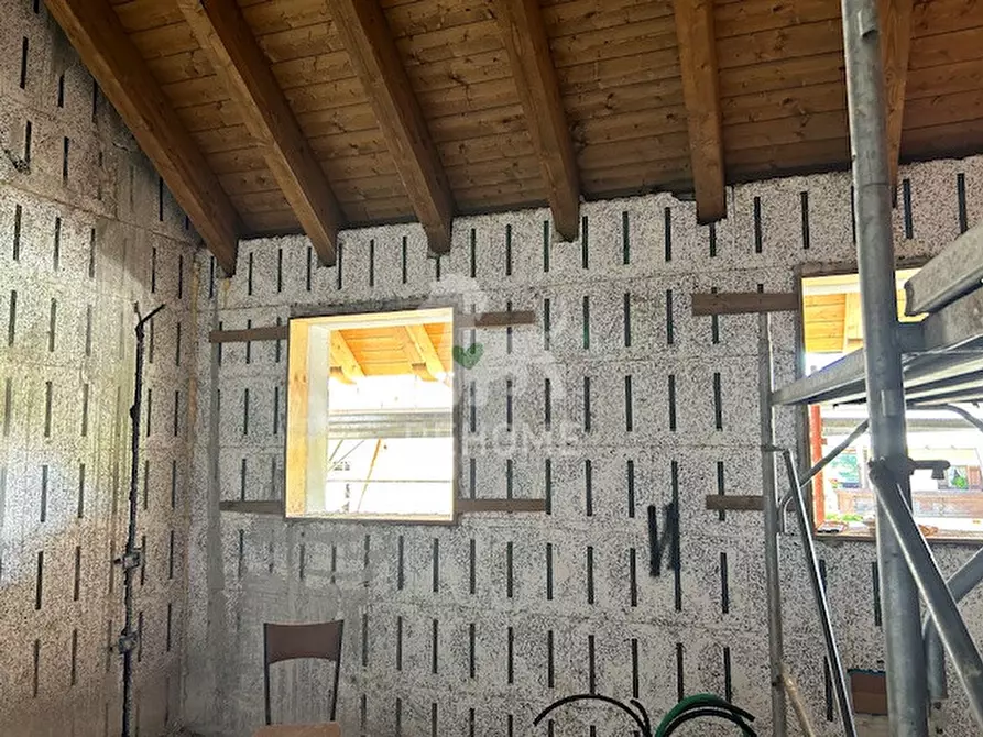 Immagine 10 di Monolocale in vendita  in Via Valcanale,  90 a Tarvisio