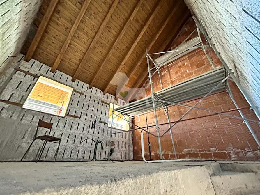 Immagine 11 di Monolocale in vendita  in Via Valcanale,  90 a Tarvisio