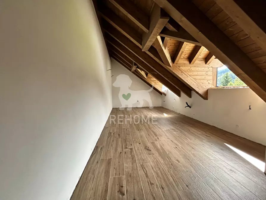 Immagine 2 di Monolocale in vendita  in Via Valcanale,  90 a Tarvisio