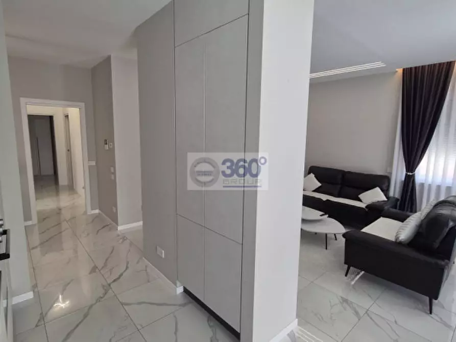 Immagine 4 di Appartamento in vendita  in Via Garibaldi a Rovato