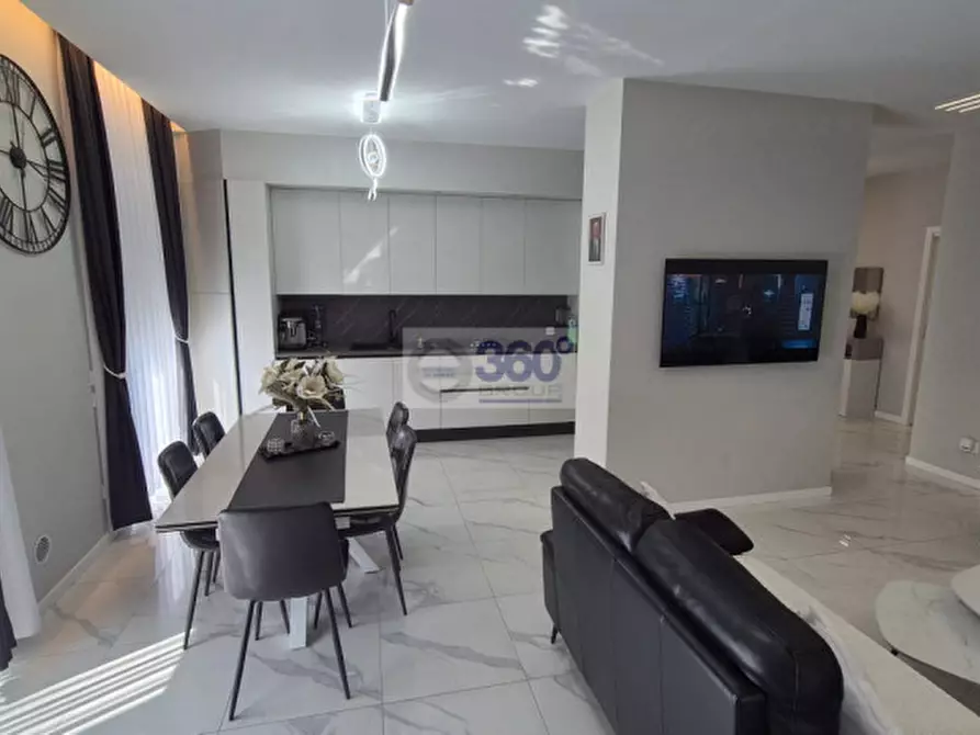Immagine 7 di Appartamento in vendita  in Via Garibaldi a Rovato